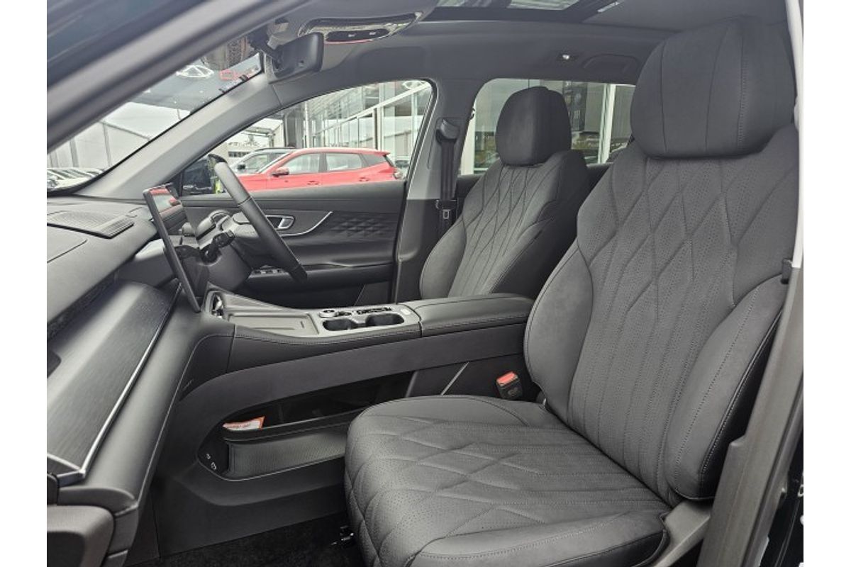 2025 Chery Tiggo 8 ULTIMATE ADVENTURE