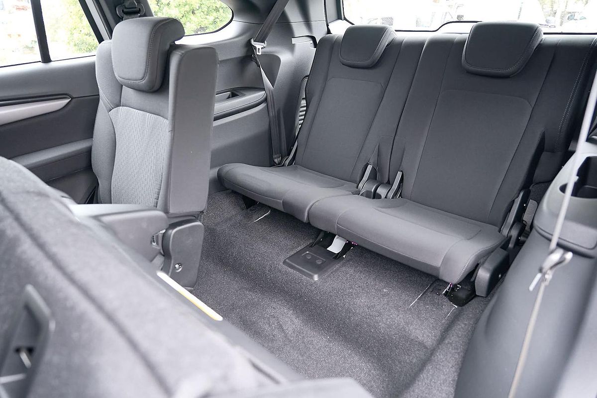 2025 Isuzu MU-X LS-M