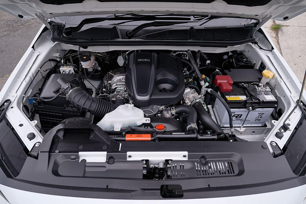 2025 Isuzu MU-X LS-M