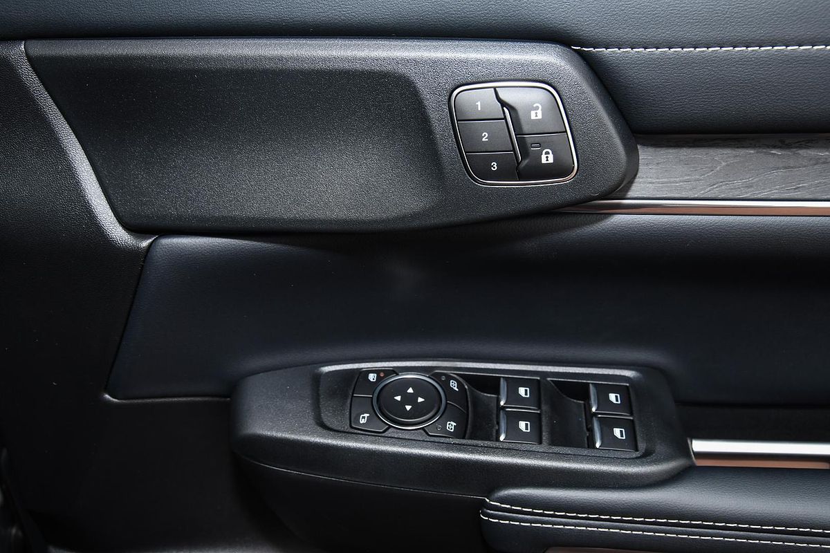 2025 Ford Ranger Platinum 4X4 3.0L