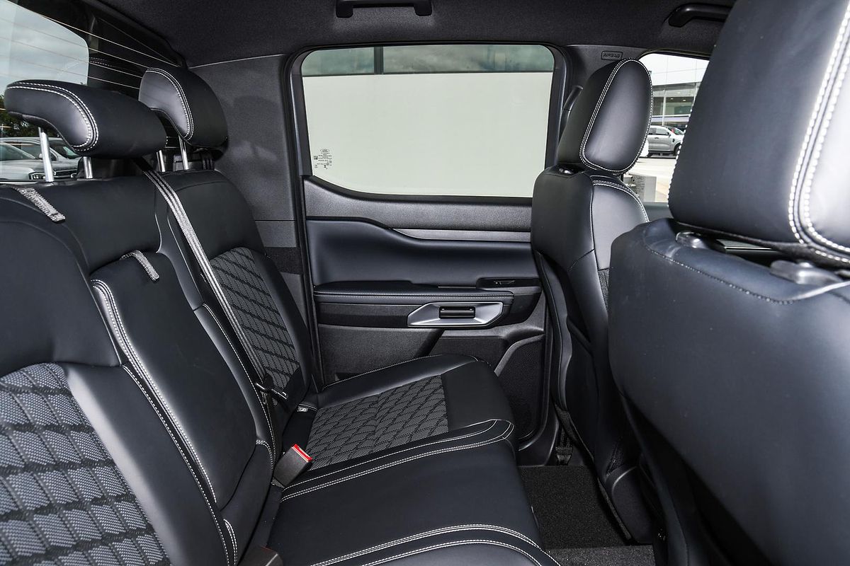 2025 Ford Ranger Platinum 4X4 3.0L