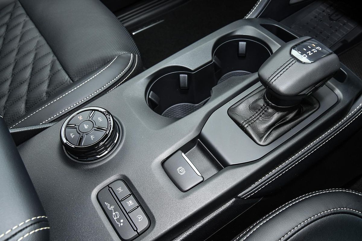 2025 Ford Everest Platinum 3.0L