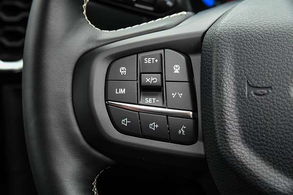 2025 Ford Everest Platinum 3.0L