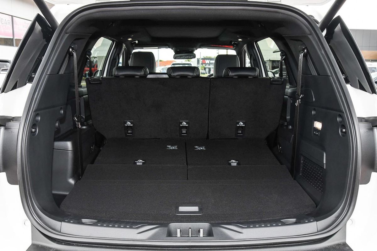 2025 Ford Everest Platinum 3.0L