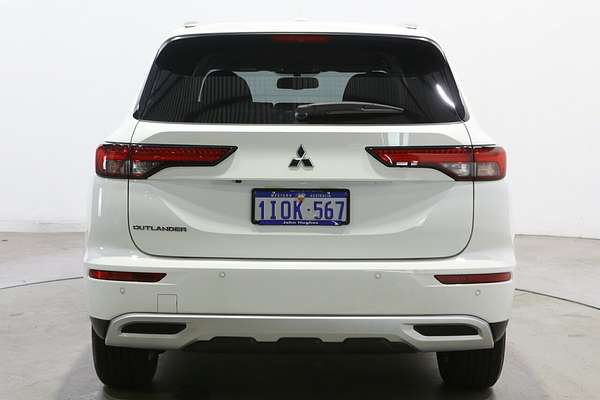 2024 Mitsubishi Outlander LS ZM