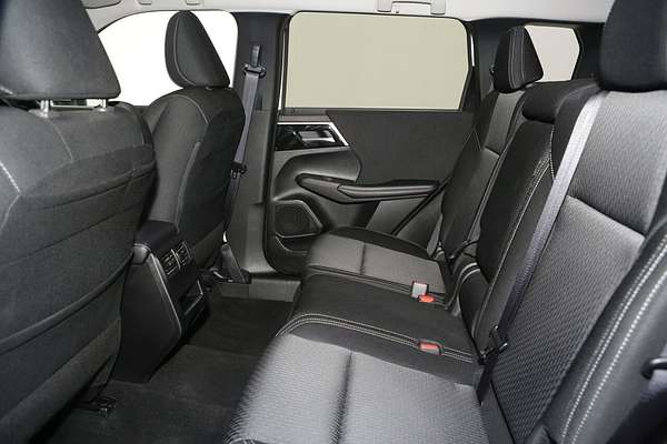 2024 Mitsubishi Outlander LS ZM