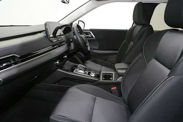 2024 Mitsubishi Outlander LS ZM
