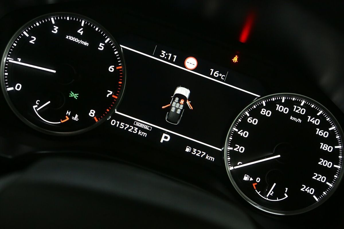 2024 Mitsubishi Outlander LS ZM