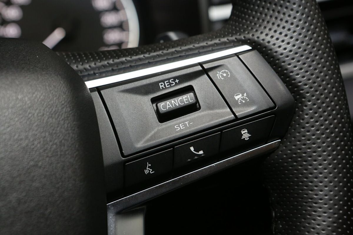 2024 Mitsubishi Outlander LS ZM