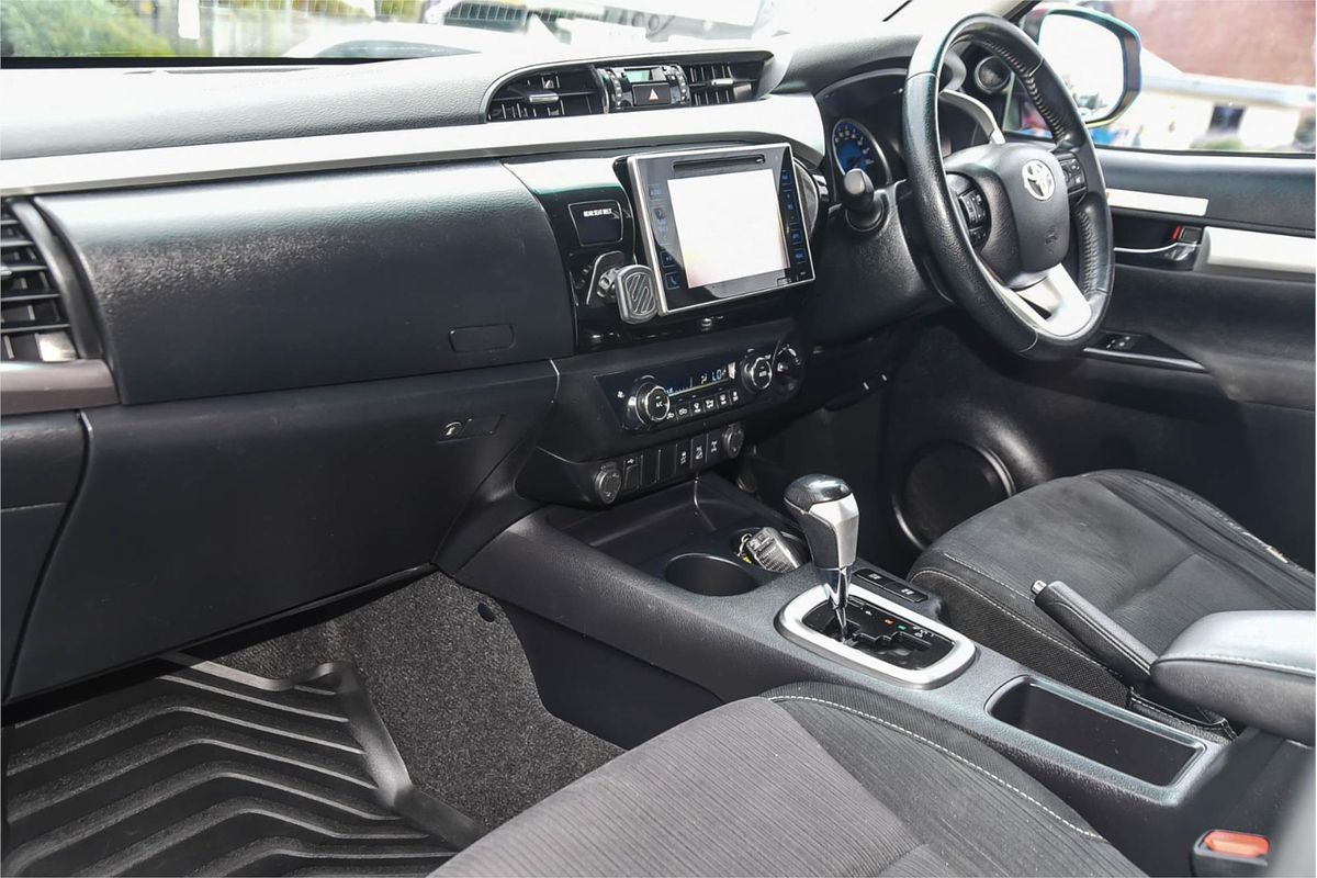 2019 Toyota Hilux SR5 GUN126R 4X4