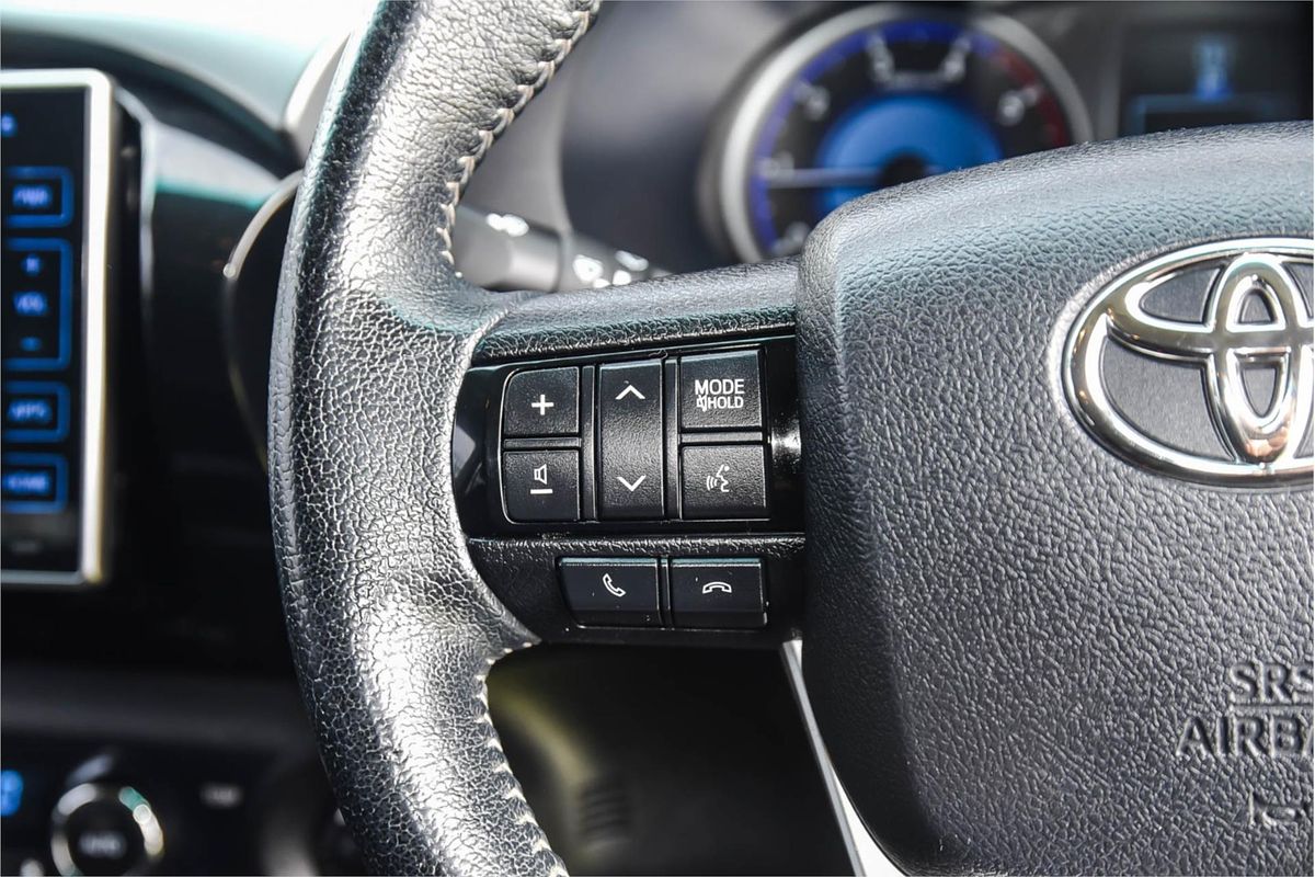2019 Toyota Hilux SR5 GUN126R 4X4