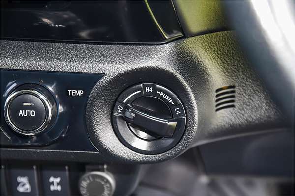 2019 Toyota Hilux SR5 GUN126R 4X4