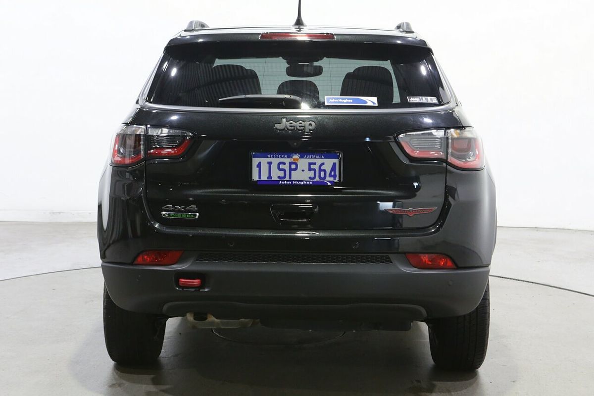 2022 Jeep Compass Trailhawk M6