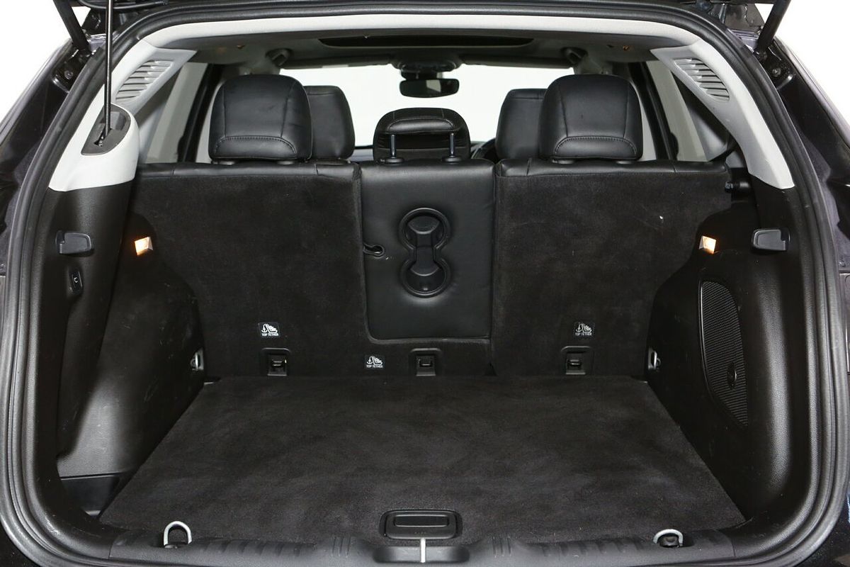 2022 Jeep Compass Trailhawk M6