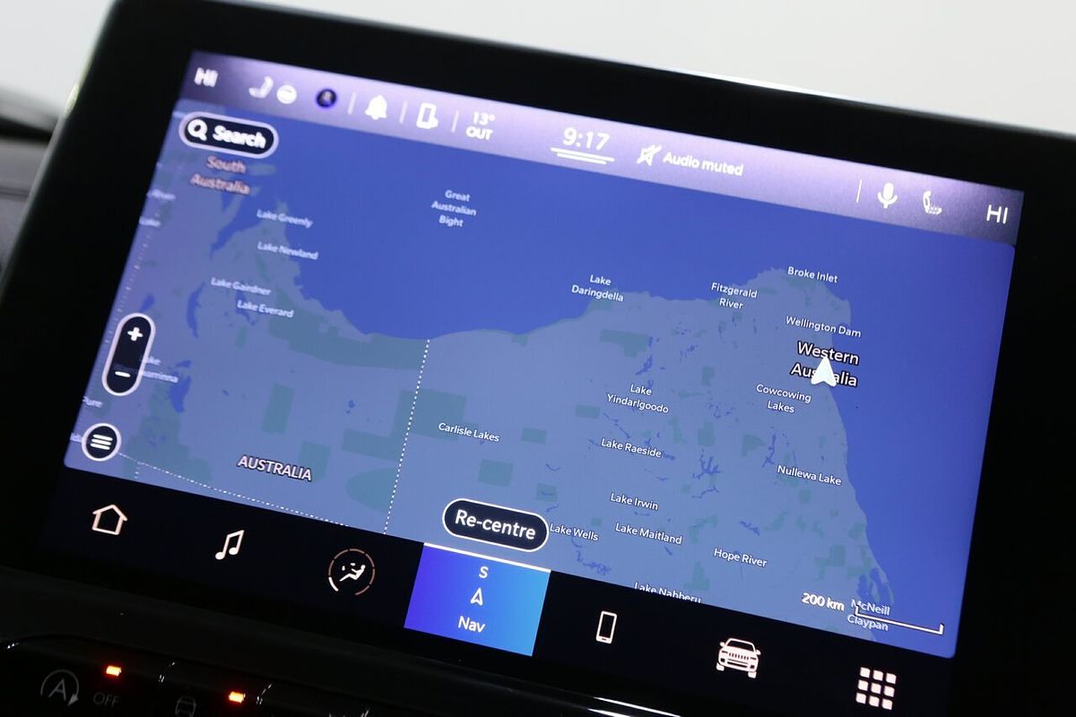 2022 Jeep Compass Trailhawk M6