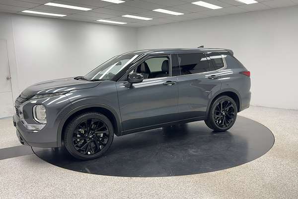 2024 Mitsubishi Outlander LS ZM