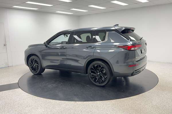 2024 Mitsubishi Outlander LS ZM