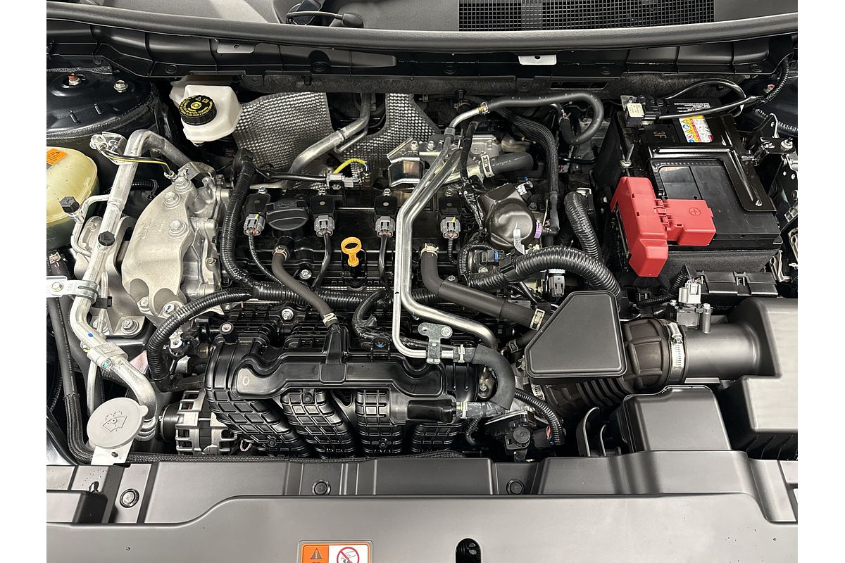 2024 Mitsubishi Outlander LS ZM