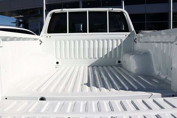 2025 Mitsubishi Triton GLX MV 4X4