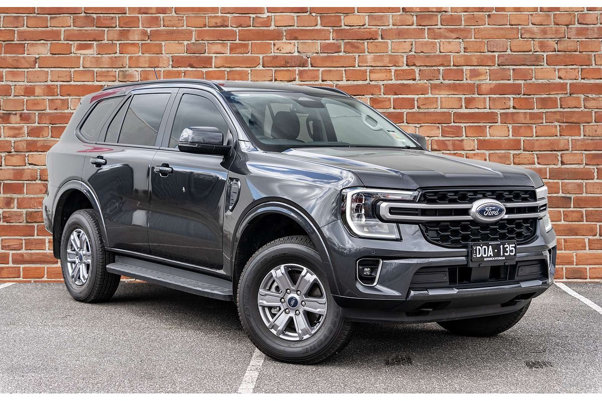 2024 Ford Everest Ambiente  2.0L