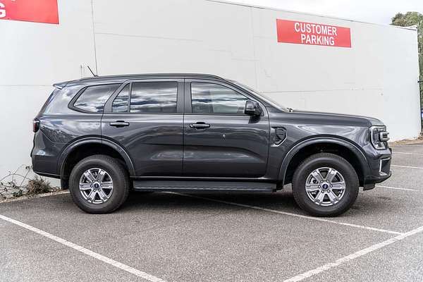 2024 Ford Everest Ambiente  2.0L