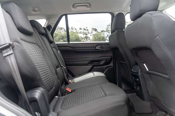 2024 Ford Everest Ambiente  2.0L