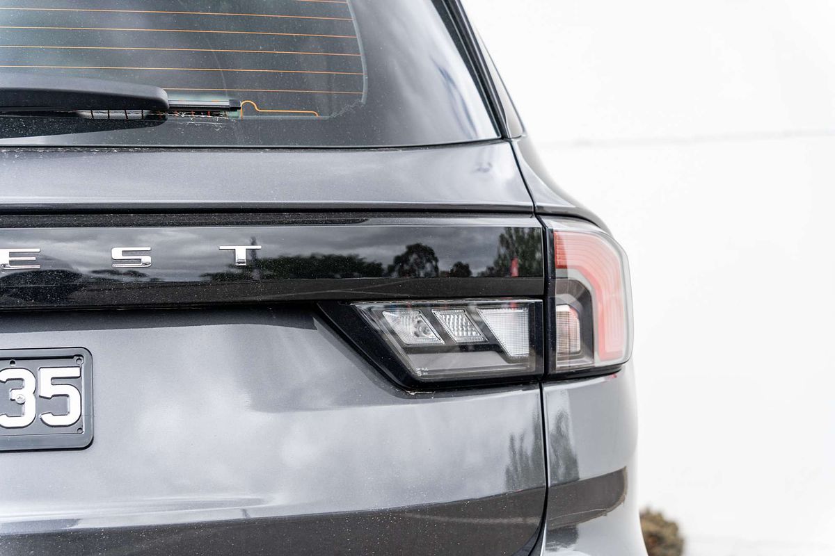 2024 Ford Everest Ambiente  2.0L