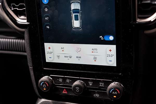 2024 Ford Everest Ambiente  2.0L