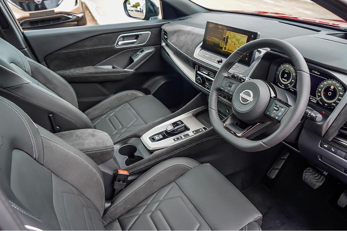 2025 Nissan QASHQAI N-DESIGN e-POWER J12