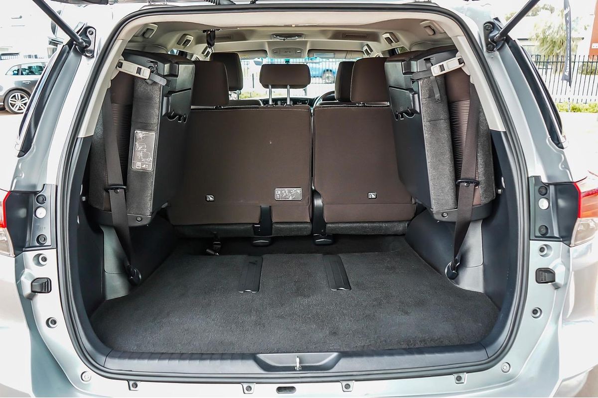 2015 Toyota Fortuner GXL GUN156R