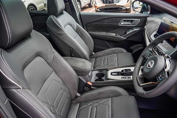 2025 Nissan QASHQAI N-DESIGN e-POWER J12