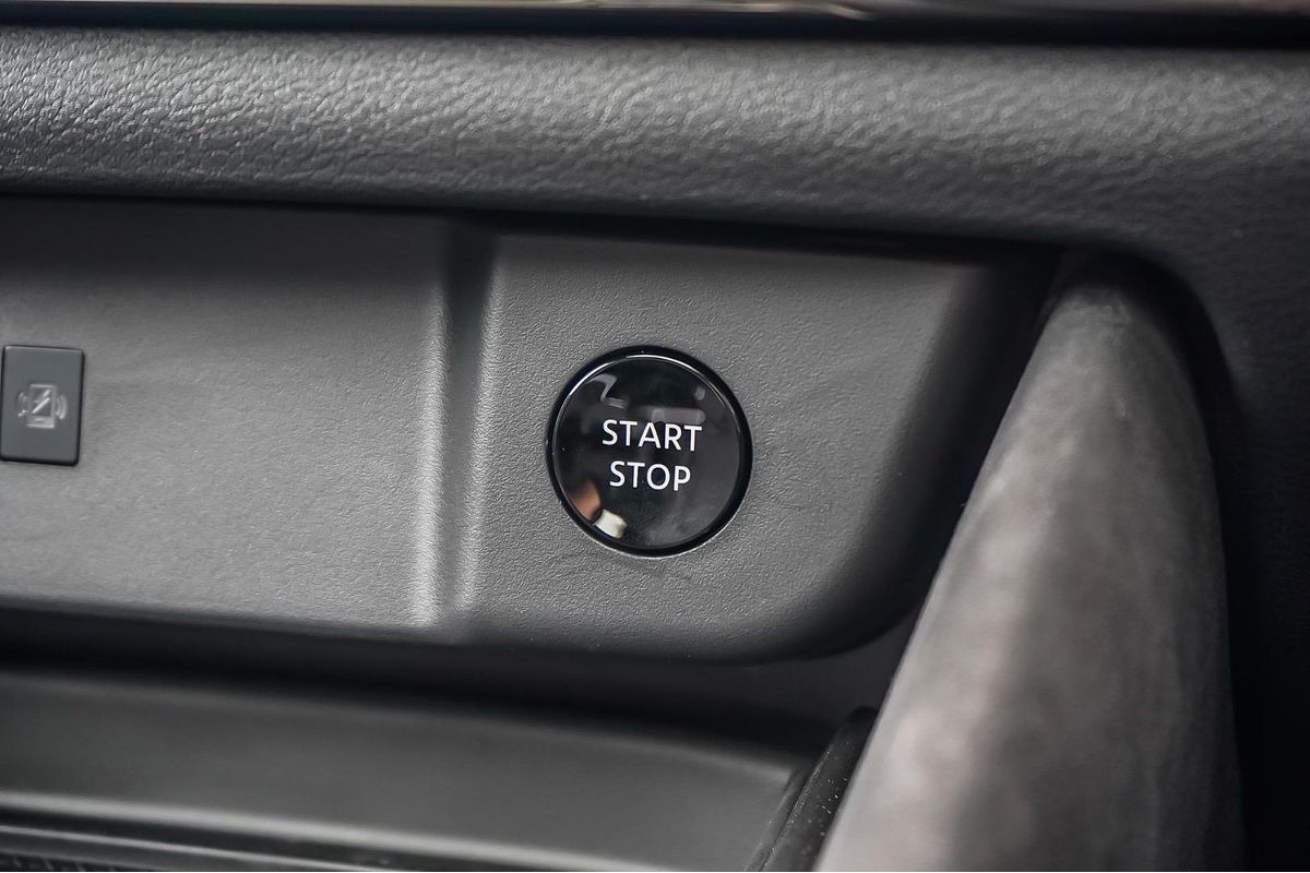 2025 Nissan QASHQAI N-DESIGN e-POWER J12