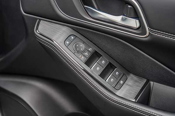 2025 Nissan X-TRAIL Ti e-POWER T33