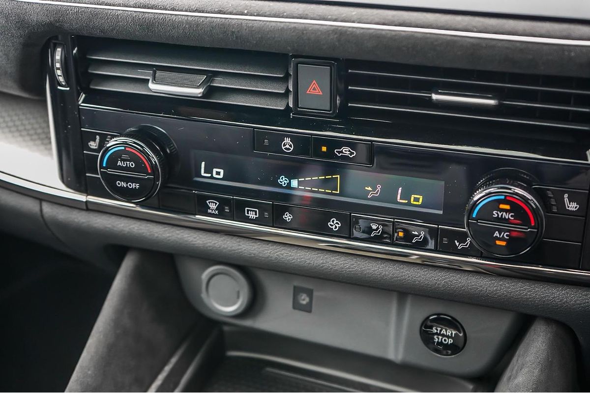 2025 Nissan QASHQAI N-DESIGN e-POWER J12