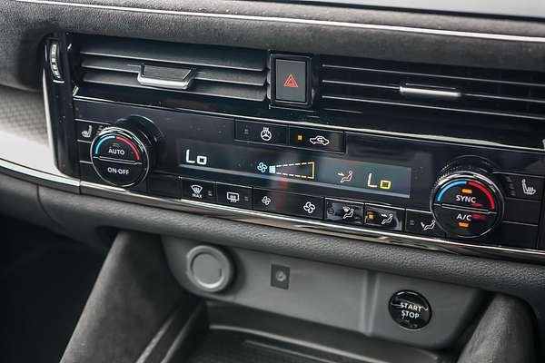 2025 Nissan QASHQAI N-DESIGN e-POWER J12