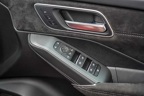 2025 Nissan QASHQAI N-DESIGN e-POWER J12