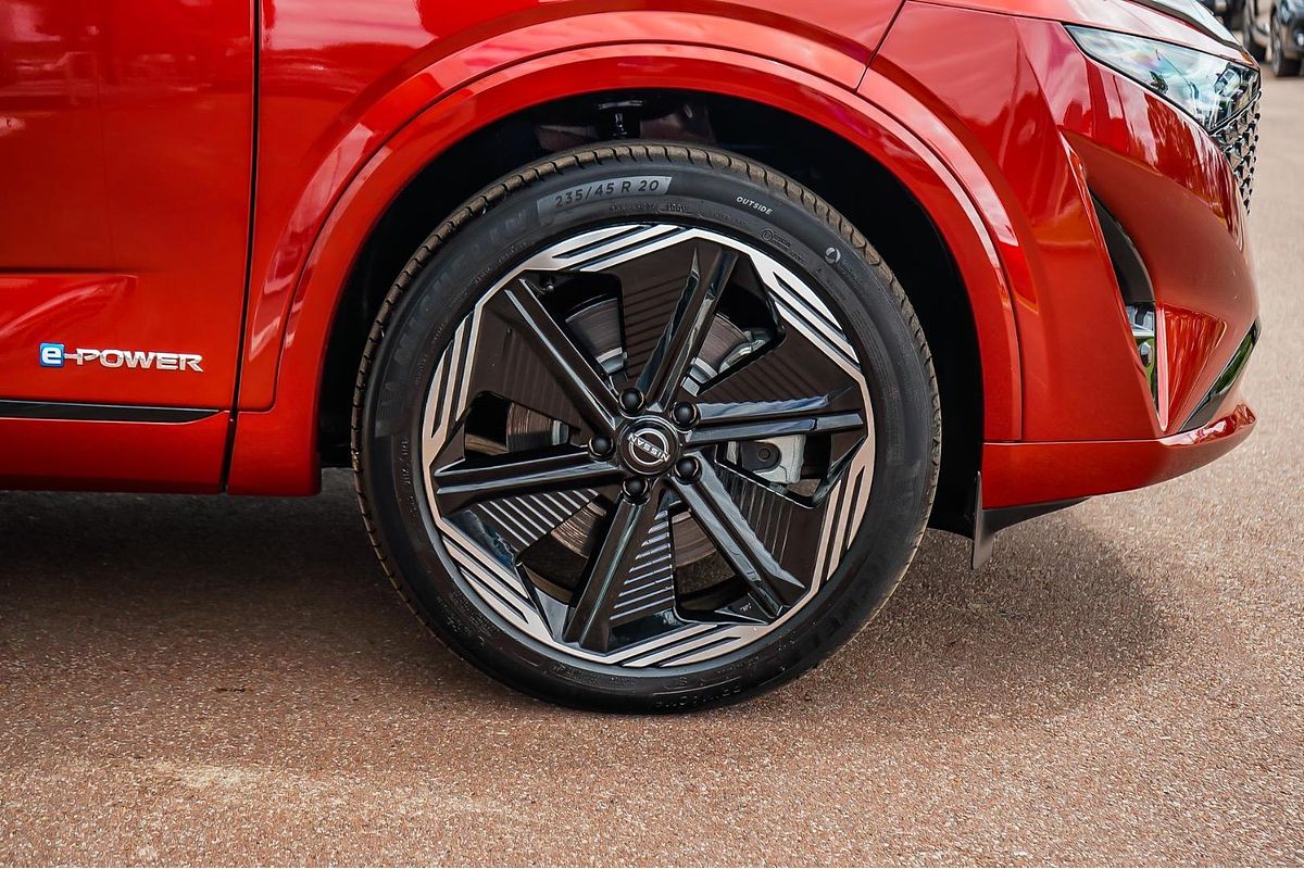 2025 Nissan QASHQAI N-DESIGN e-POWER J12