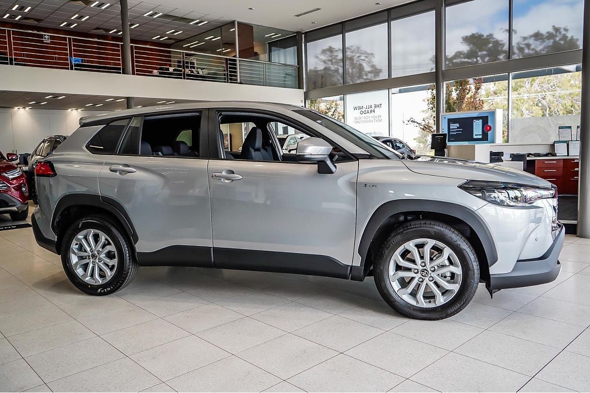 2024 Toyota COROLLA CROSS GX 2WD HYBRID MXGH10R