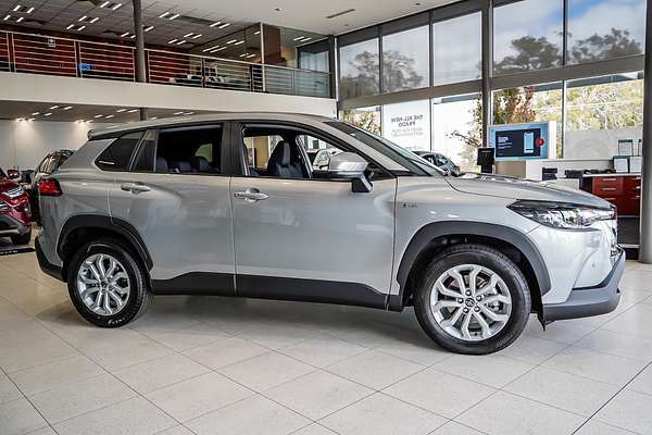 2024 Toyota COROLLA CROSS GX 2WD HYBRID MXGH10R