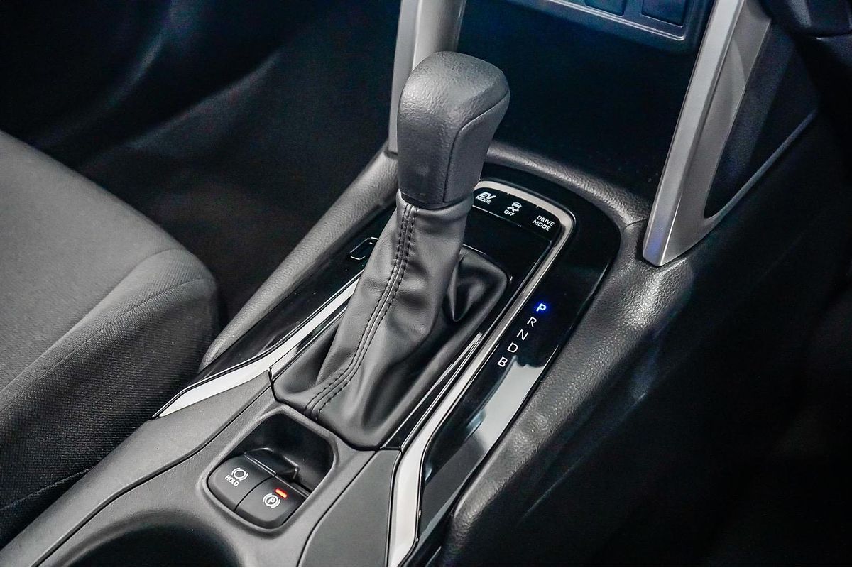 2024 Toyota COROLLA CROSS GX 2WD HYBRID MXGH10R