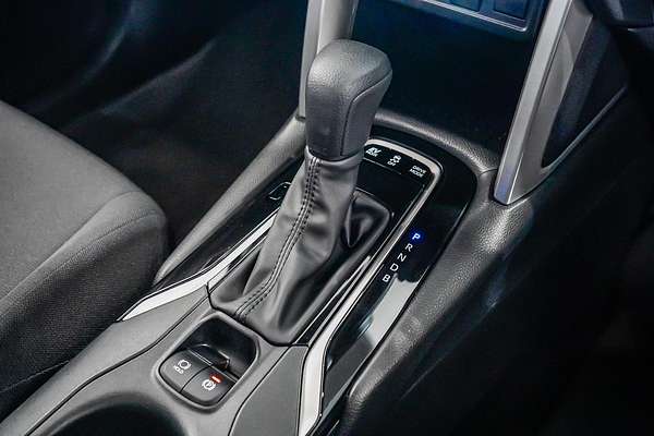 2024 Toyota COROLLA CROSS GX 2WD HYBRID MXGH10R