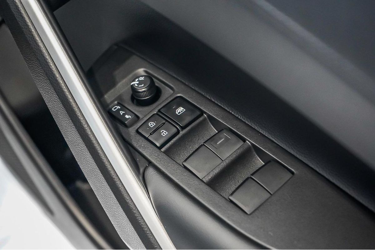 2024 Toyota COROLLA CROSS GX 2WD HYBRID MXGH10R