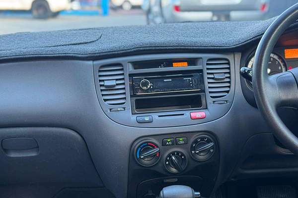 2005 Kia Rio  JB
