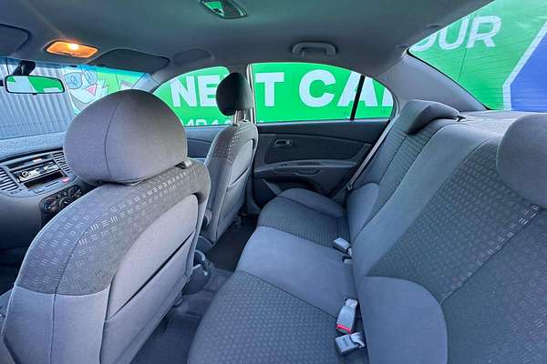 2005 Kia Rio  JB