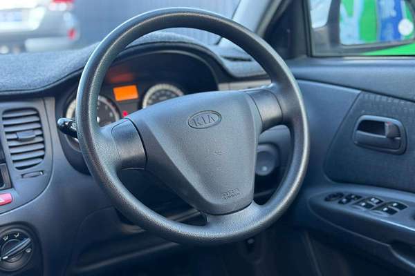 2005 Kia Rio  JB