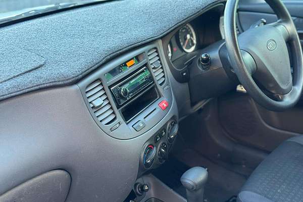 2005 Kia Rio  JB