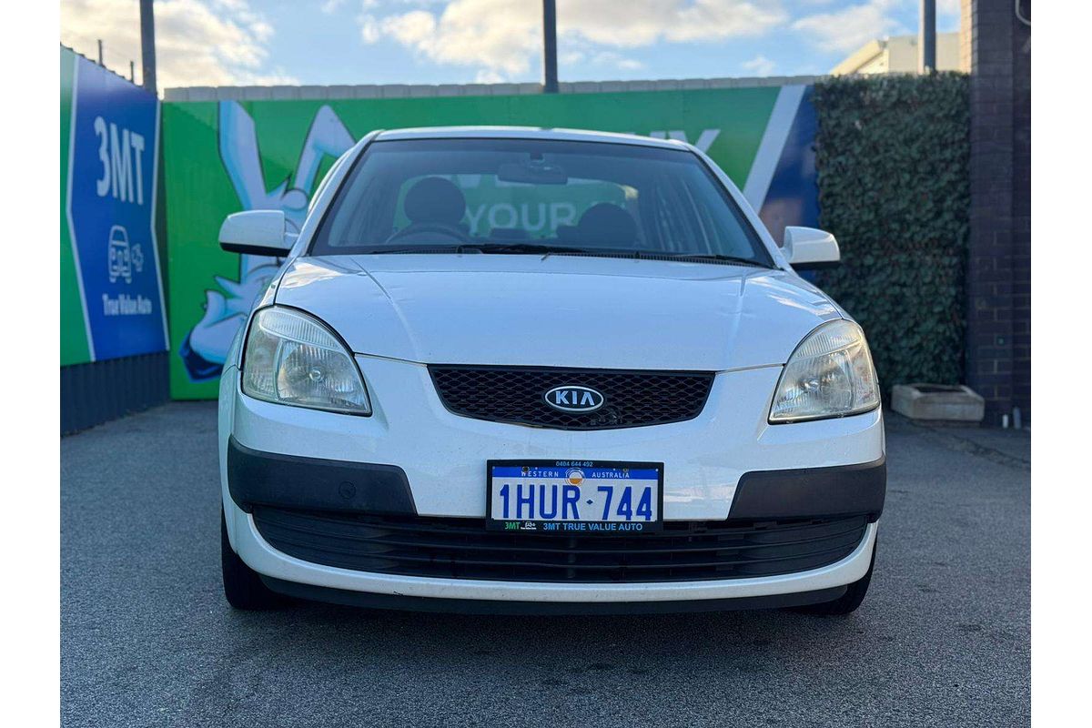 2005 Kia Rio  JB