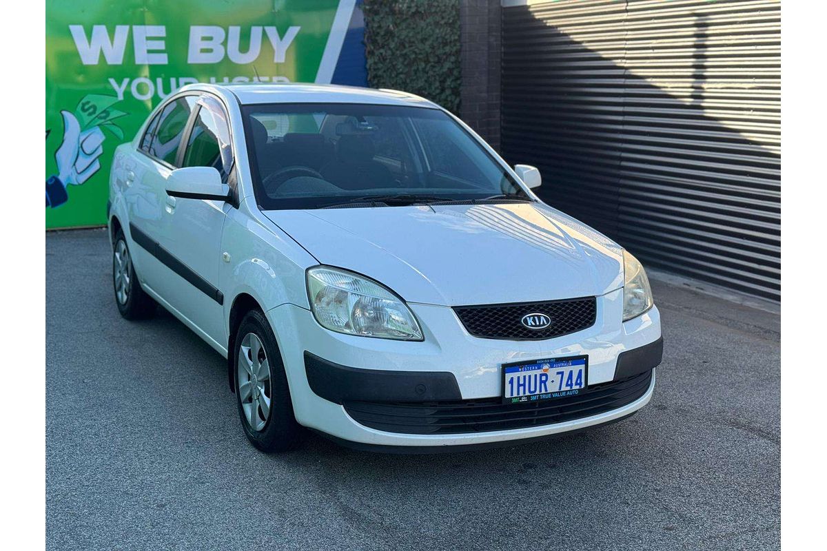2005 Kia Rio  JB