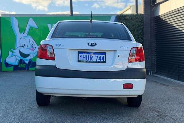 2005 Kia Rio  JB