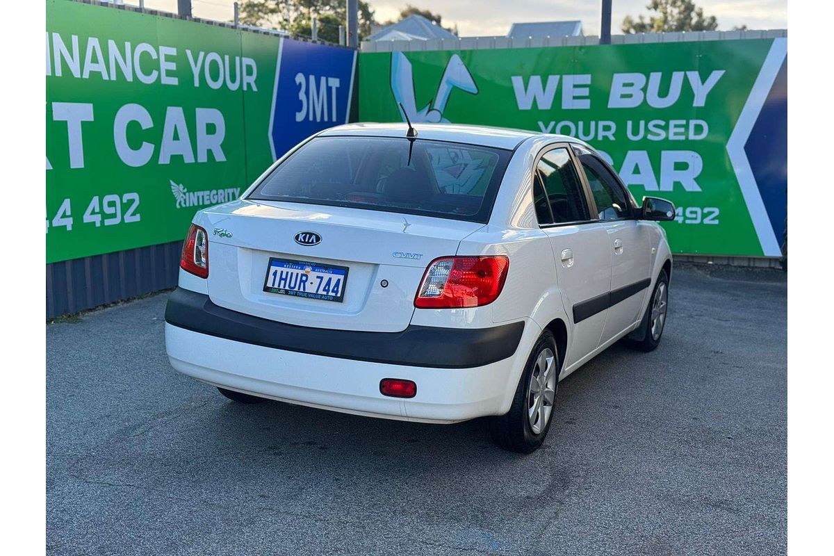 2005 Kia Rio  JB